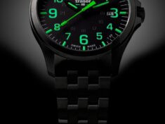 traser p67 officer pro gunmetal black lime steel 2 - ремонт часов в москве, ремонт швейцарских часов
